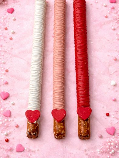 Valentine's Day Pretzel Rods