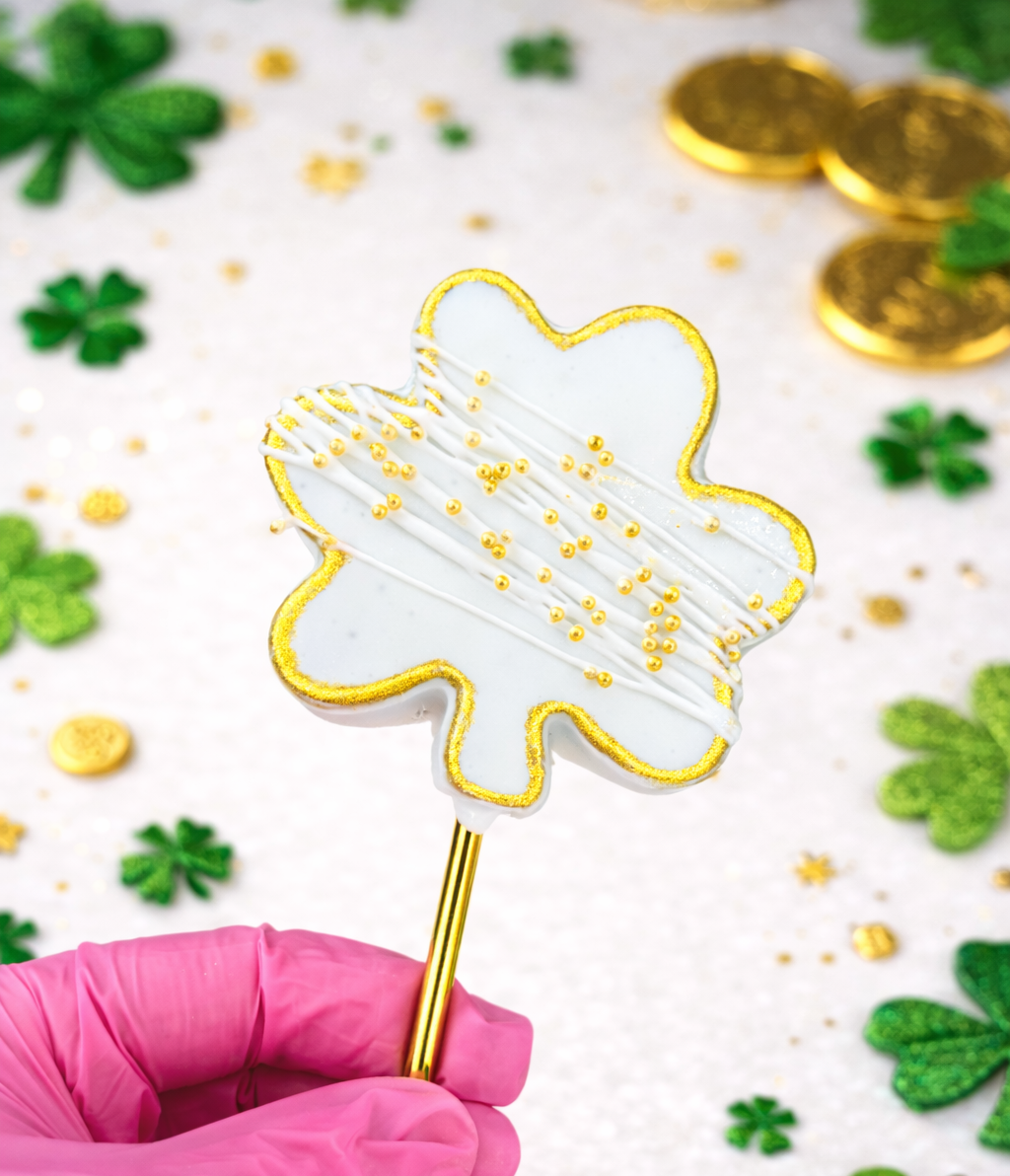 Classic Gold Clover